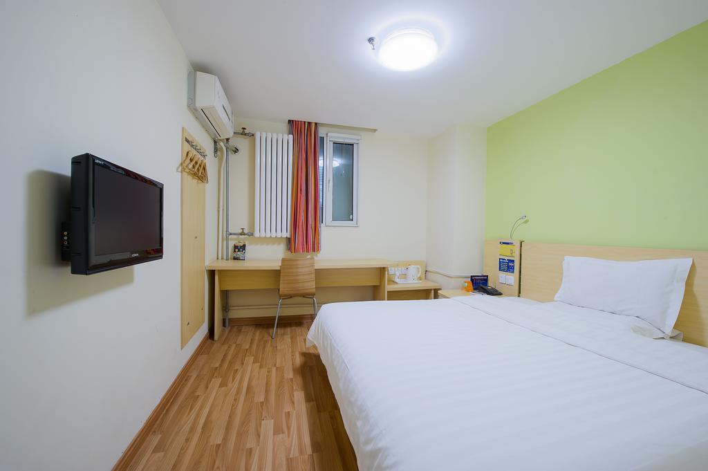 7Days Inn Foshan Qiandeng Lake Nangui Road Subway Station Exteriör bild